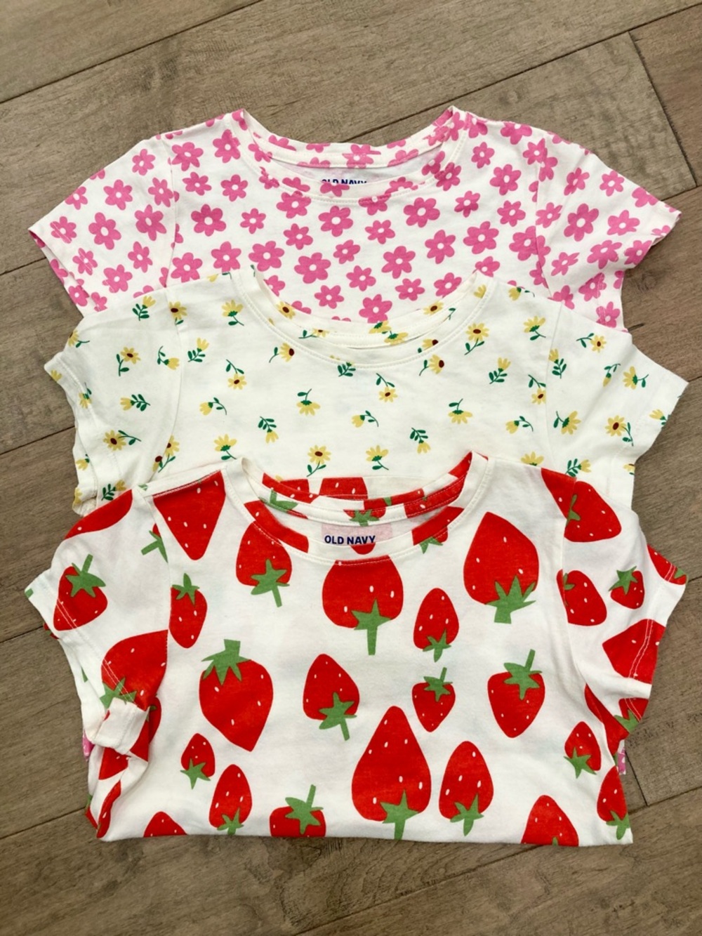 Set of 3 Soft Cotton Printed Tees | Berries & Flowers | M (8)